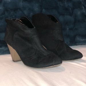 Black western booties